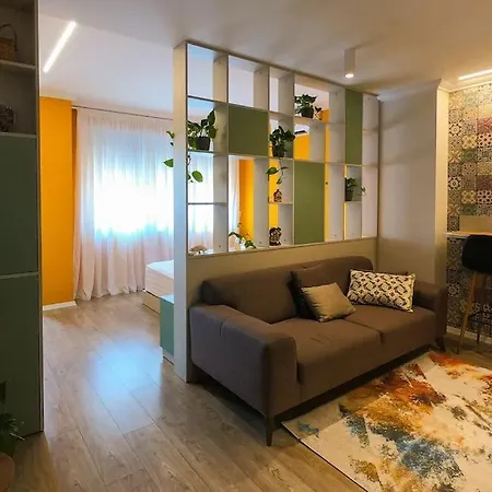 Apartment Flower 3 *